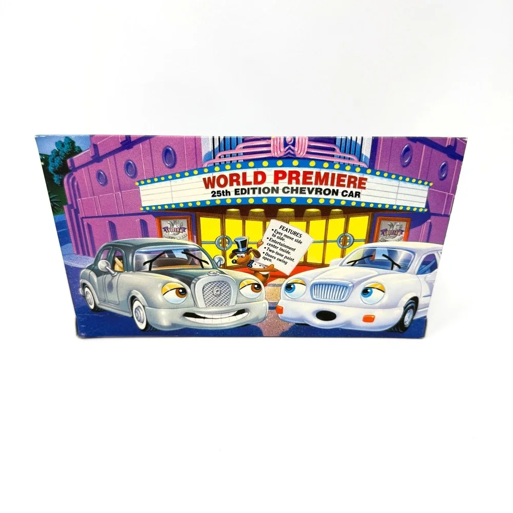 Vintage Chevron Cars Lot Disneyland Autopia Suzy Leo Limo Kelly Kompact Sealed
